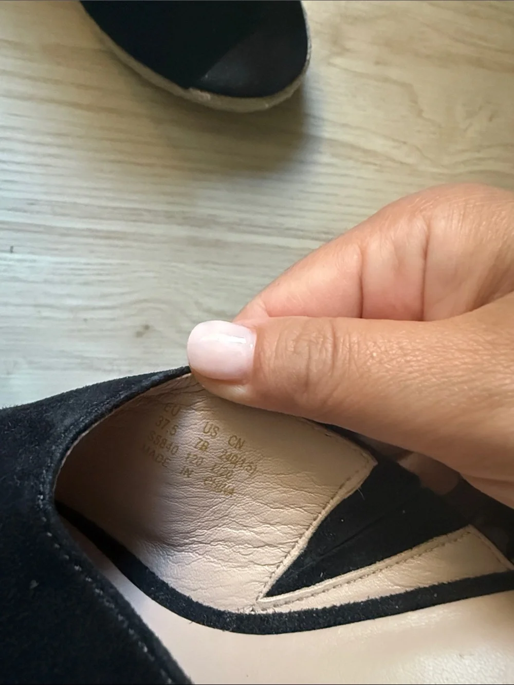Stuart Weitzman black beige